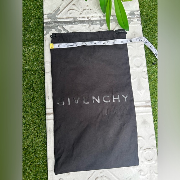 Givenchy black dust bag 8x14 - Picture 2 of 4